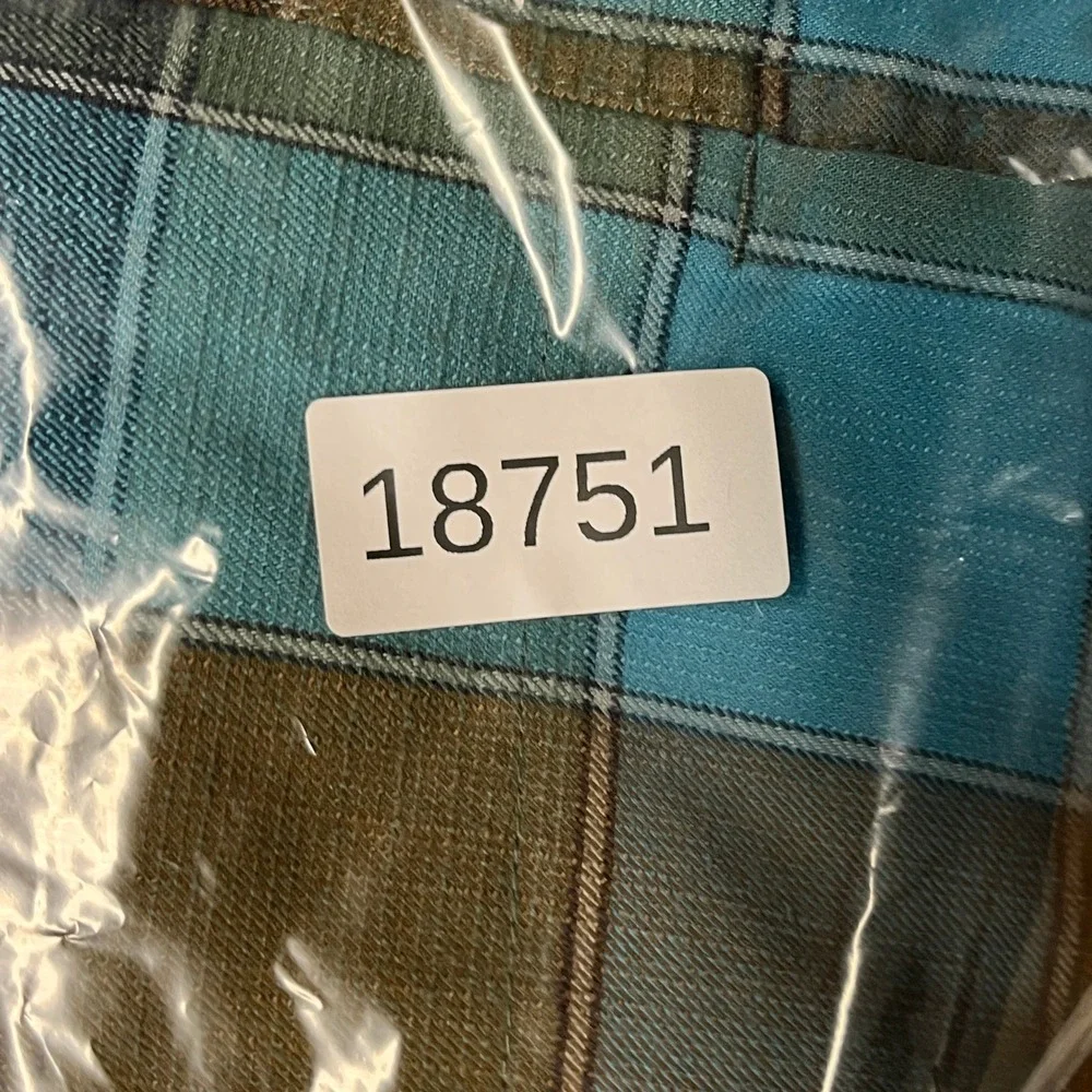 LL Bean Hooded Flannel Shirt Jacket Mens M Blue Green Plaid Snap Outdoor Shacket